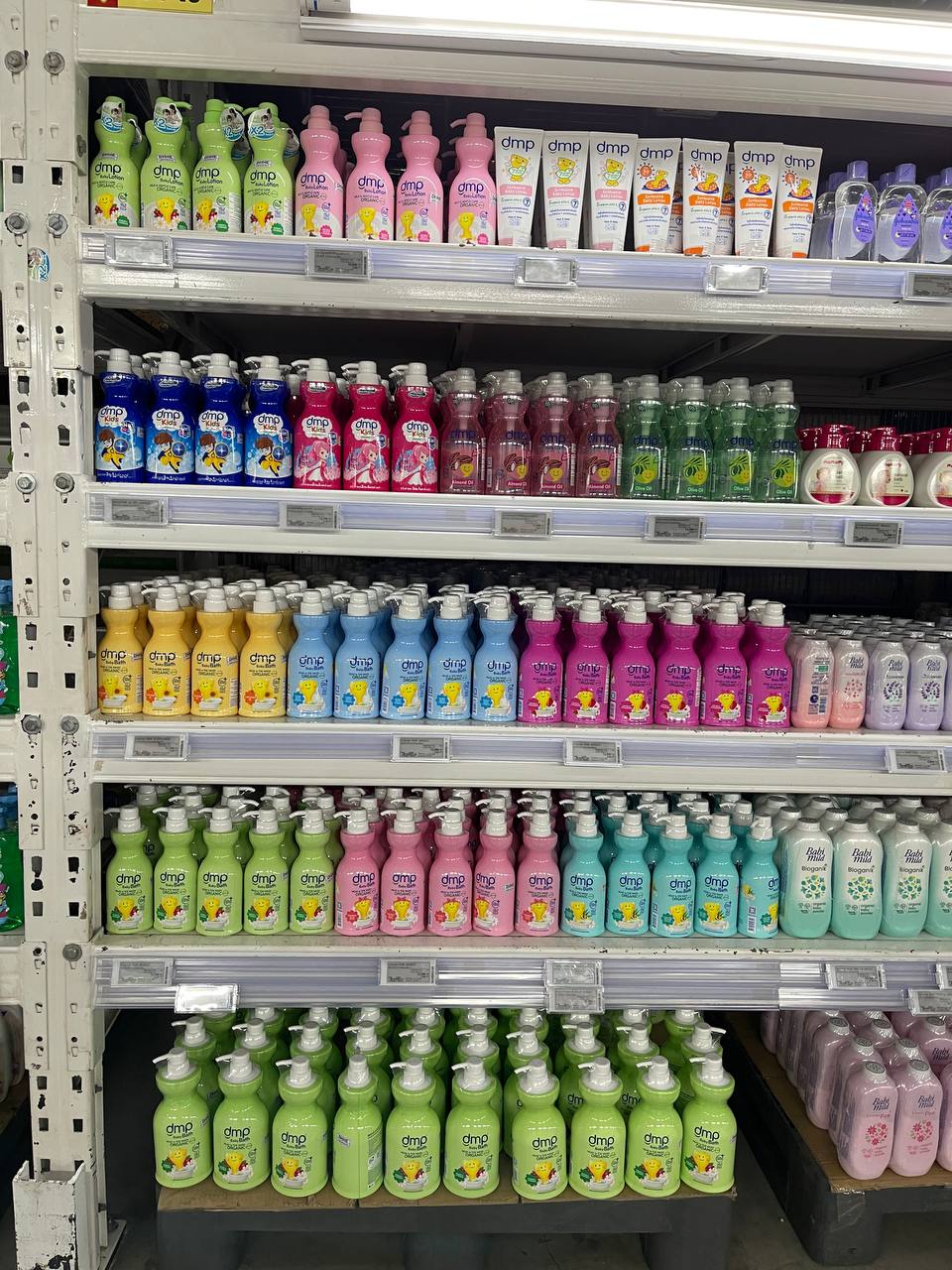 Modern Trade Distribution Boosting FMCG Sales with BJC Products at Makro Market In Cambodia - Image 38